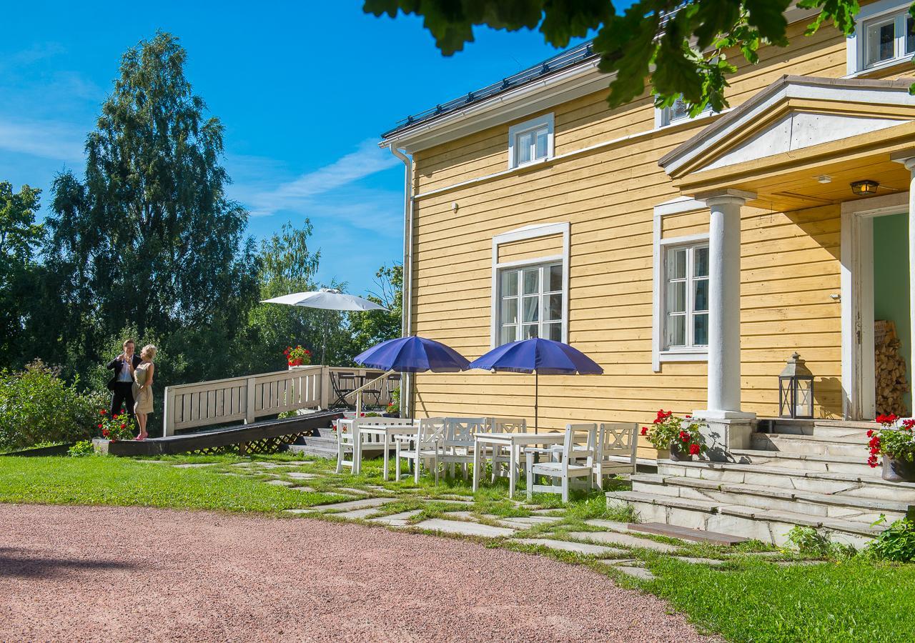 Koivulan Kartano Bed & Breakfast Lohja ภายนอก รูปภาพ